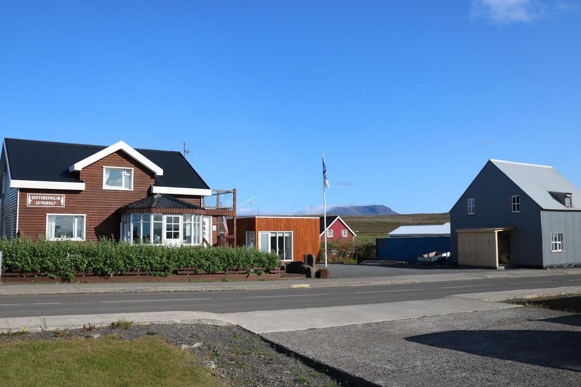 Guesthouse Lyngholt Þórshöfn Exterior foto
