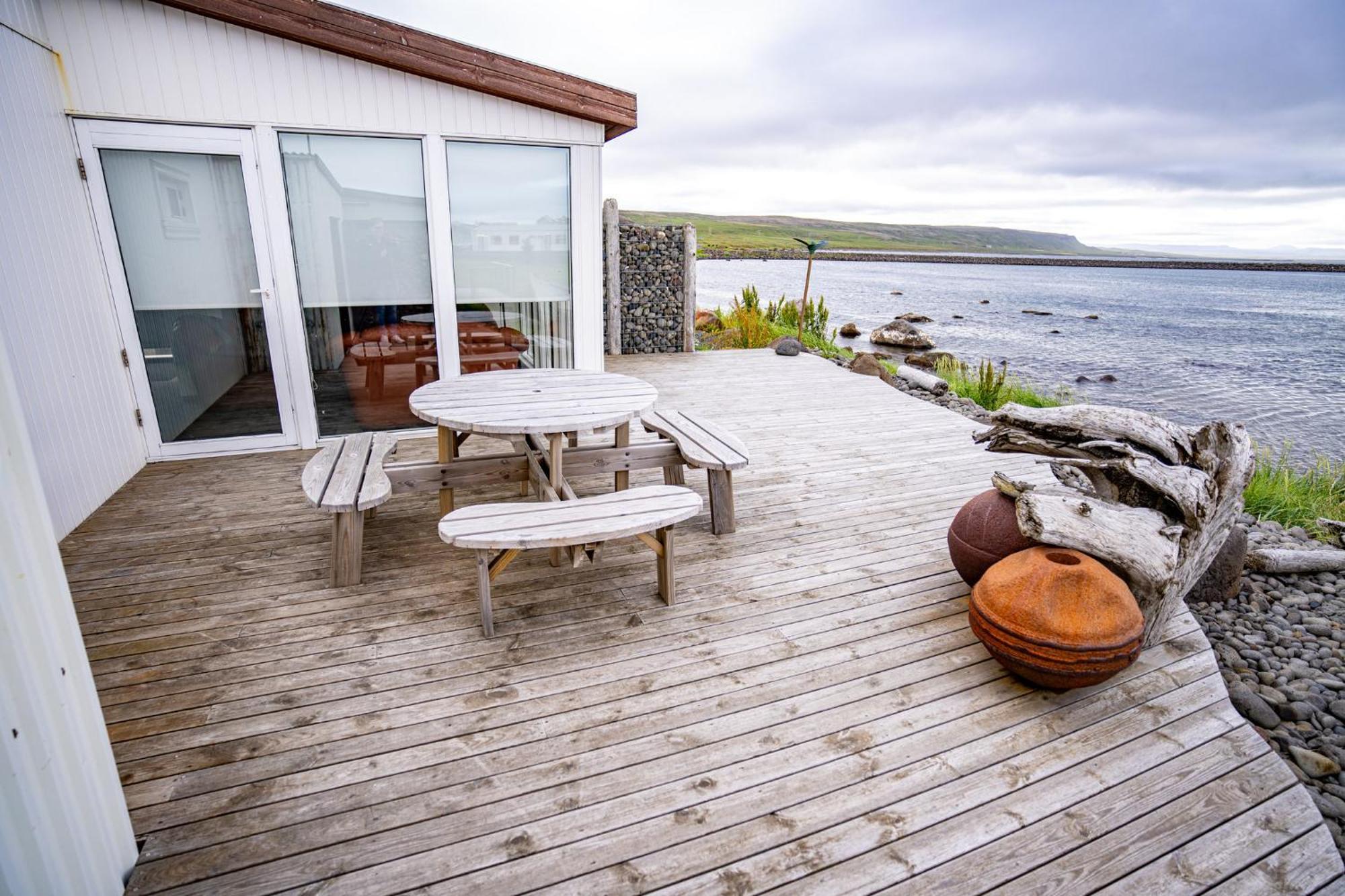 Guesthouse Lyngholt Þórshöfn Exterior foto