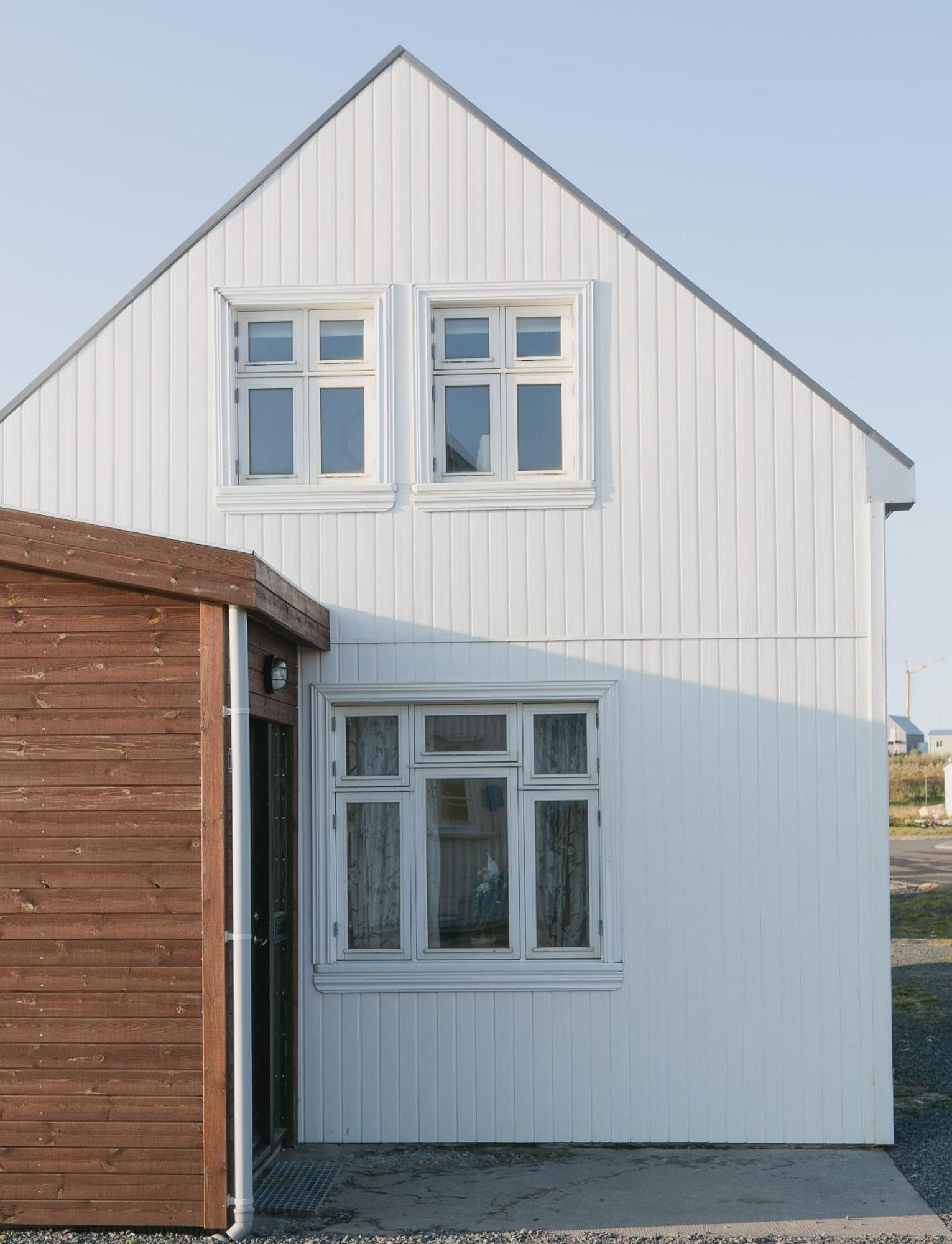 Guesthouse Lyngholt Þórshöfn Exterior foto